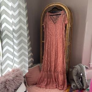 Gorgeous NWT torrid dress - dusty pink